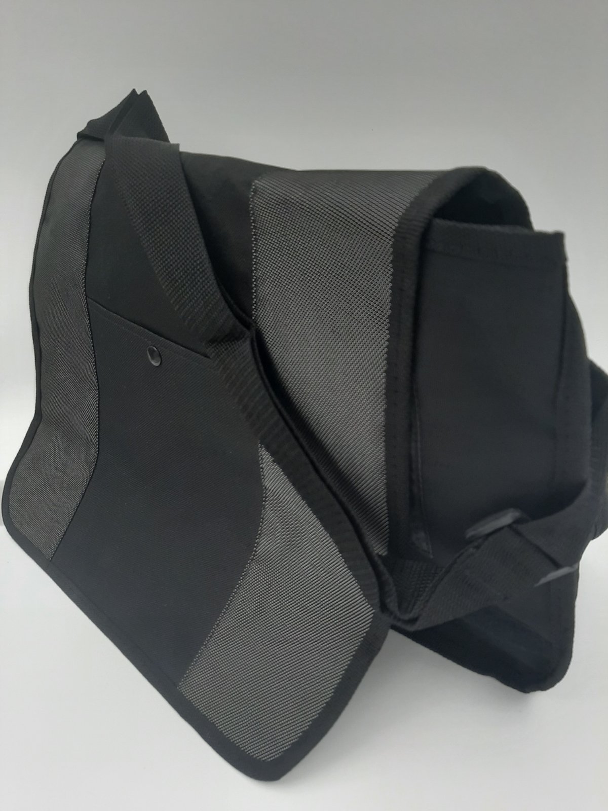 Сумкa на плечо 