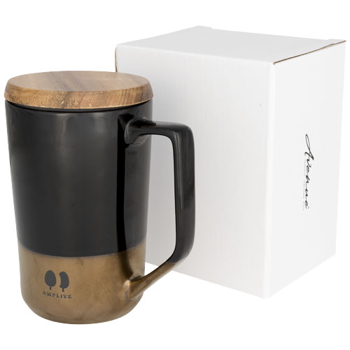 Керамическая кружка с дерев. крышкой