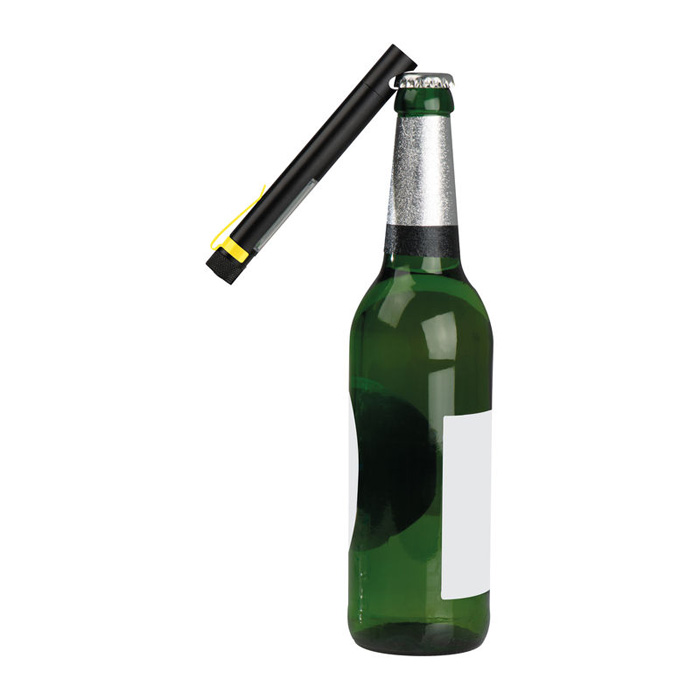 Фонарик с открывалкой