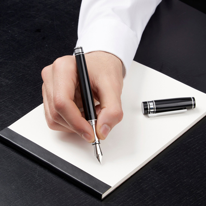 Перьевая авторучка Bold Classic Black